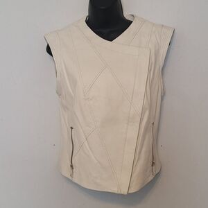 Bebe leather vest size small